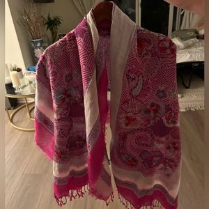 Beautiful multicolored Maje poncho !